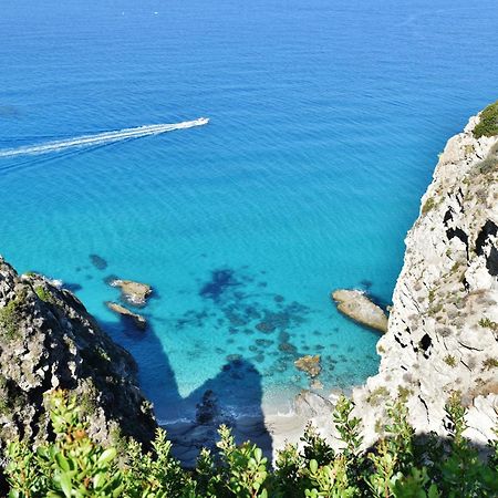 Calabria Beach Villa's Capo Vaticano Exterior foto