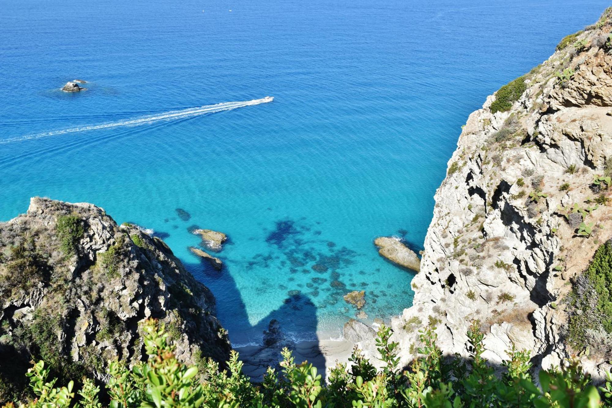 Calabria Beach Villa's Capo Vaticano Exterior foto