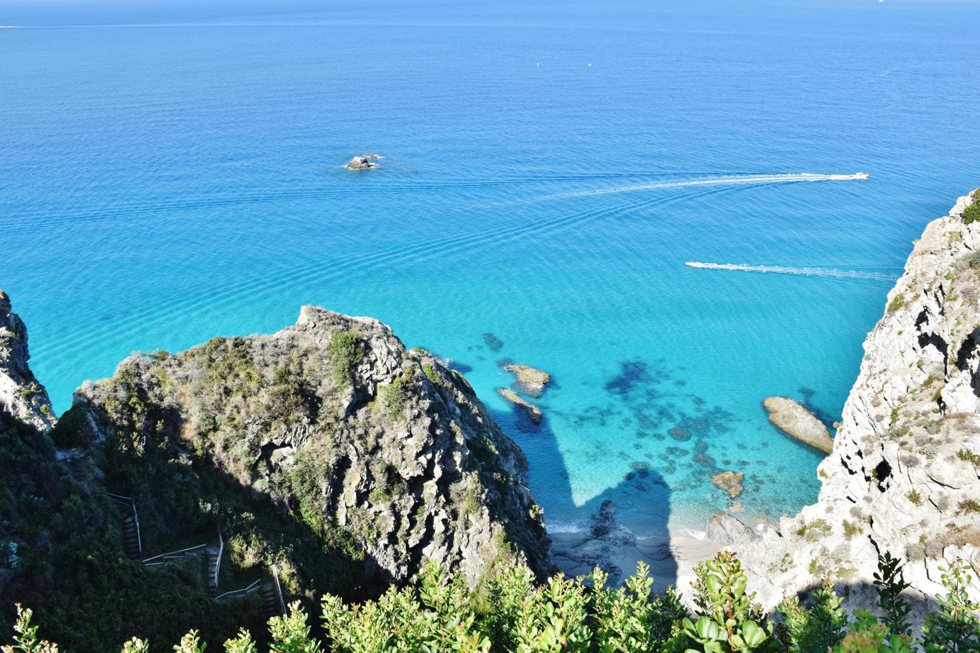 Calabria Beach Villa's Capo Vaticano Exterior foto